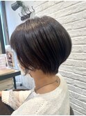 ショートボブ ミセスにもおすすめ 美フォルムカット