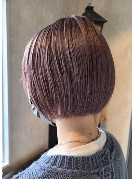 ジゲン ヘアーリゾート(ZIGEN hair resort) ラベンダーグレージュが映える美シルエット切りっぱなしボブ