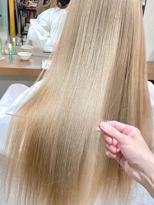 広がるブリーチ毛の救世主『酸性ストレート』☆くせ毛、うねりを抑える真の『髪質改善』は縮毛矯正にあり◎