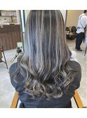 艶髪アッシュベージュ/ハイライト