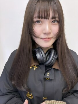 ジーニー 横浜(giinii) 顔周りにデザイン