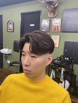 メゾンフォーメン 心斎橋店(Maison for men) フェード+センターパート