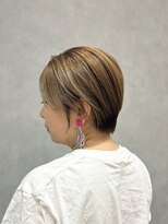 ヘアデザインファブロ イオンモール宮崎店(hair design FABRO.)&nbsp;大人のレイヤーショート　くびれショート