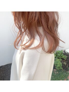 ビューティズム エルム(Beautism Elm) オレンジブラウン　コテ巻き　ミディアム