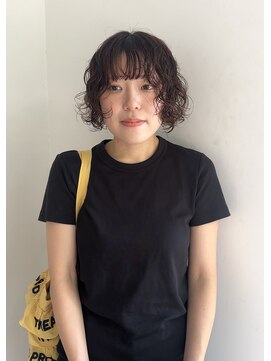 たっぷりカールのボブパーマ