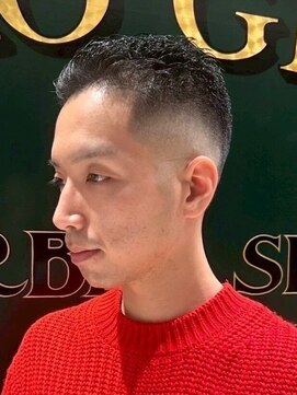 HIRO GINZA BARBER SHOP 広島本店【ヒロギンザ バーバーショップ】【3/19 OPEN予定】 ニュアンスパーマ/波巻きツイストスパイラル[広島/理容室]