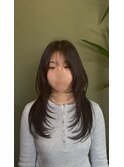 「ナチュラルに盛れる」ハッシュロングカット