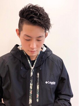 エルパティオ(EL PATIO) スパイキーパーマ