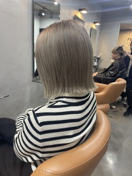 レックス 中野(rex) ミルクティーベージュ 切りっぱなしボブ