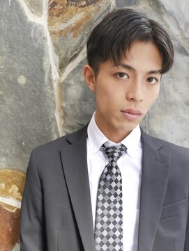 ブルーダー(Bruder) センターパート ビジネス 爽やかヘア