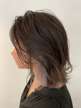 カラーワールド カンナヘアーメゾン(color world canna hair maison) 20大30代ブルーインナーカラーゆるまき