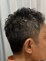 クローバー(CLOVER)&nbsp;心斎橋　小林広明　ショート　ベリーショート