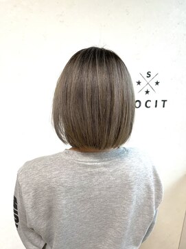 ヘアーアンドスパソシット(HAIR&SPA SOCIT) 中明度ほんのりシャドールーツ♪