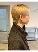 ハイトーンベージュ