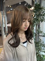 ヘアーアンドメイク ビス(HAIR&MAKE bis)&nbsp;黒染め残留からできるミルクティー【山崎ほのか】