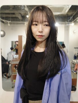 ヨー(Yoh-) 【ナチュラルストレート/ササキケイスケ】ロングヘア/レイヤー