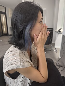 ナンバー 竪町(number+) 20代30代40代エギョモリくびれイヤリングカラーシルバーネイビー