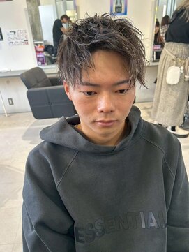 メンズサロン キング 梅田店(Men’s salon K!ng) 波巻きツイストスパイラルパーマ/フェザーパーマ/眉毛/メンズ