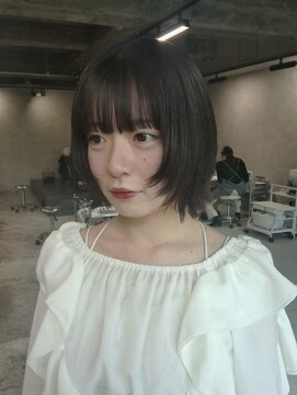 ネアー 新潟(NEER) 暗めカラー/レイヤーボブ/ワンカラー［新潟］