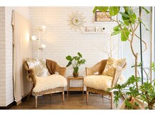 ヘアーサロン ニコ(HAIR SALON nico)の雰囲気（アロマの香りと緑で南国気分に・・。【中野駅】）