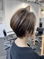 エムプラス 二子玉川(Mplus)&nbsp;【明るい白髪ぼかし】ドライカットショーヘアト C Mplusミズイデ