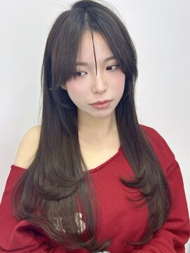 エリーツ 表参道(elyts) シールエクステ/レイヤーカット/表参道