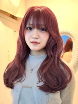 ロティー 天神(loty)&nbsp;ロング レイヤー 顔周りカット ブリーチ ピンク ラベンダー 10代