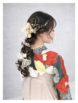 アムールマヤ&nbsp;卒業式袴ヘアアレンジ/ツイン編みおろしヘア/長野市/長野駅