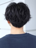 リタバイクロト(LITA by KUROT)&nbsp;那覇/刈り上げセンターパート/波巻きツイストスパイラル