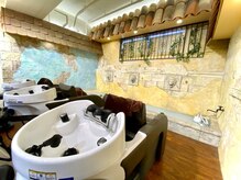 グランアージュ 船橋南口店(grandage)の雰囲気（シャンプー台が癒し空間に☆噴水と水音でリラックス♪[船橋南口]）