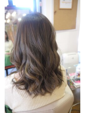 ヘアー ライフ トゥルース(Hair Life truth) 《truth》ハイライトカラー×アッシュベージュ