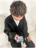 前下がりマッシュ波巻きスパイラルパーマメンズツーブロック横浜