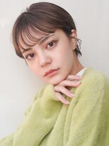 レジュアル(RESSUAL)&nbsp;グレージュ　大人かわいい　フェザーバング　マッシュショート