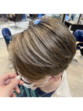 シア(XIA) 韓国最旬ヘアジェントルショート