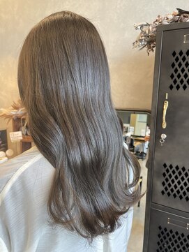 アチーブリス(achieve Liss) 赤み消しカラーオリーブグレージュゆるふわコテ巻きウェーブ