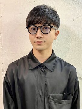 シエン 恵比寿(CIEN) MEN’S HAIR/サーフカール/刈り上げセンターパート/恵比寿