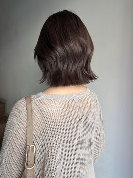 サンク 原宿 表参道(cinq) マロンベージュヘーゼルベージュカラー顔周りレイヤーカットボブ