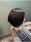 ショートボブ