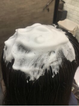 ブライトファクトリー(BRIGHT FACTORY HairLab & Spa)の写真/【髪と頭皮からはじめるエイジングケア】大人女性のお悩みに特化したBRIGHT FACTORYにお任せ◎