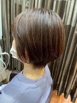 美容室ヒラトヤ 都南店&nbsp;透明感カラー丸みシアカラーカーキベージュレイヤーボブ