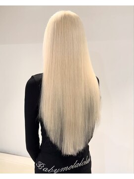 melt.tokyo【メルトトウキョウ】【4月中旬NEW OPEN(予定)】 インナーカラー/トリートメント/デザインカラー/ペールピンク