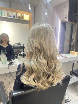 ブレンド 渋谷(BLend) ハイライトカラーくびれヘアアプリコットオレンジ