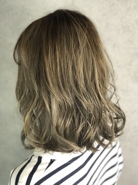 ヘアサロンエム 川越(HAIR SALON M) デザインカラー/厚めバング/ローライト/スリークボブ