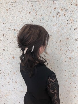 イロリ(ILOLI) 結婚式お呼ばれ