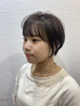 ラテルネ 名駅店(Laterne) マッシュショート/丸みショート/アッシュグレー/ツヤカラー