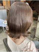 カトル ヘア デザイン(Quatre hair design) オリーブベージュの鎖骨ミディアム