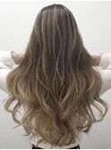 《SOYON》バレイヤージュ×ゆるカールロング