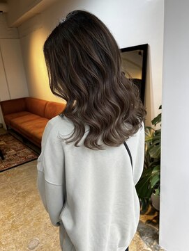 メリー オオサカ(Merly Osaka) 大人可愛い！放置できるバレイヤージュ_natural brown_