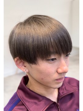 オーシャントーキョーセンダイ(OCEAN TOKYO SENDAI) ブリーチハイベージュナチュラルマッシュ刈り上げメンズ仙台