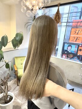 アンダーバーホワイト 広島 本通店(_WHITE) ☆髪質改善ブリーチエモージュ小顔顔まわりカット韓国風ベージュ